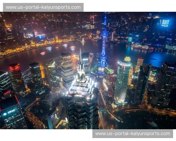 巅峰对决：当“南粤雄狮”撞上“魔都繁花”，广东与上海谁才是你的灵魂归宿？